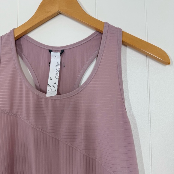 Oiselle Pink Racerback Tank Top - Picture 3 of 12